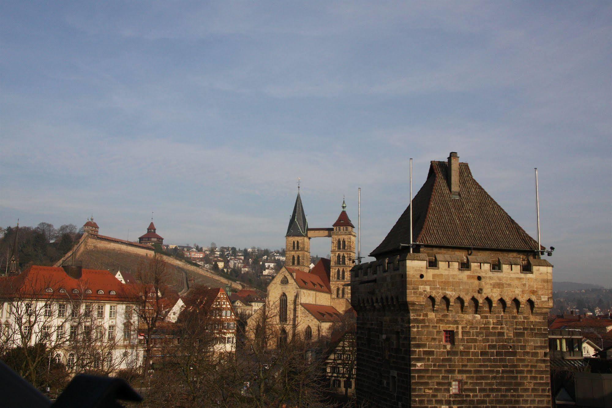 Hotel Am Schelztor Esslingen am Neckar Luaran gambar